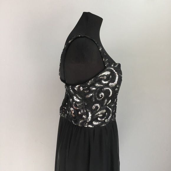 Emerald Sundae Juniors' High-Low homecoming dress size 13 - Picture 4 of 9